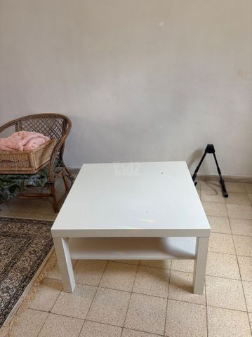 שולחן סלון קטן