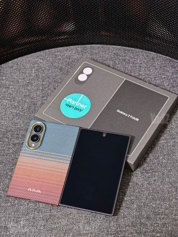 Fold 8 512gb