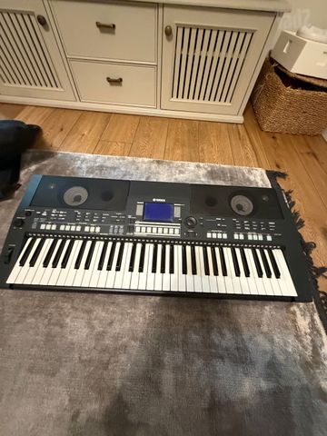 אורגן YAMAHA PSR-550