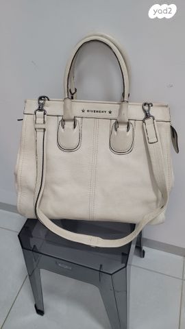 תיק GIVENCHY