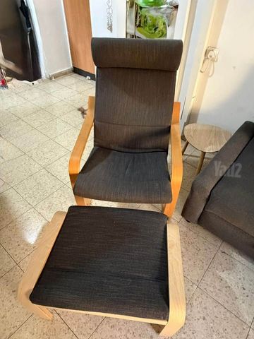 כורסא והדום