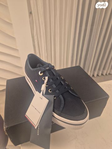 נעלי Tommy Hilfiger חדשות