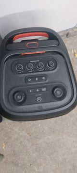 בידורית JBL