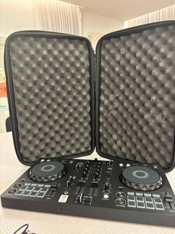קונטרולרflx 4