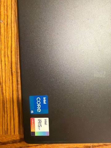 מחשב DELL דגם Vostro 5510