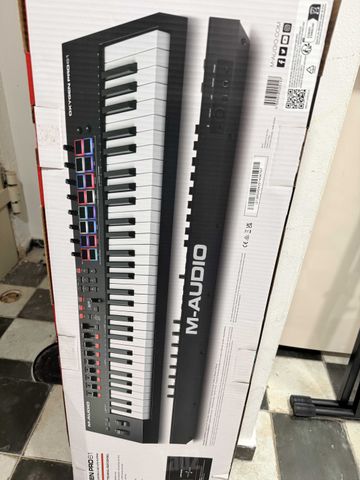 מקלדת M-Audio Oygen Pro 61