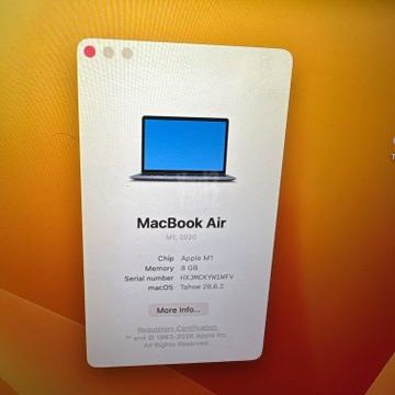 MacBook M1 256SSD