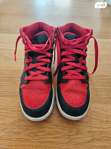 נעלי Air JORDAN