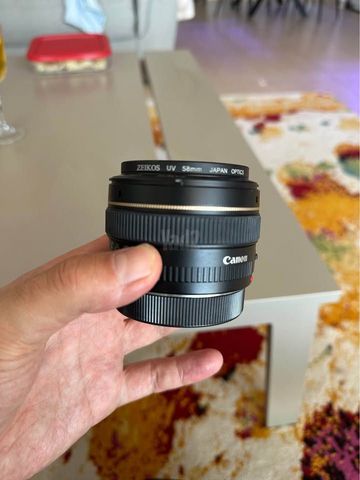 Canon EF 1:1.4 50mm