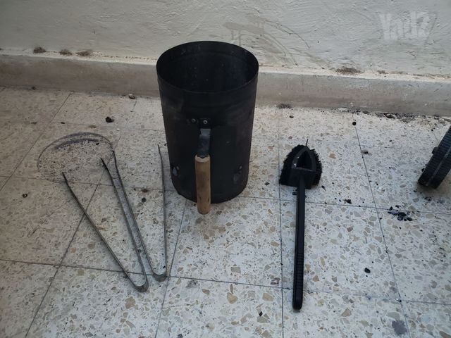 מנגל פחמים weber