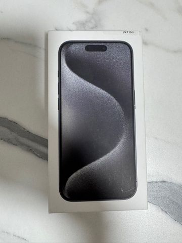 אייפון 15 פרו