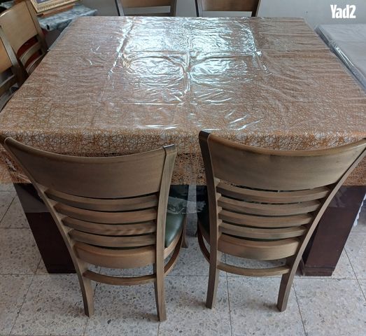 שולחן אוכל