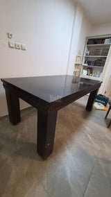 שולחן