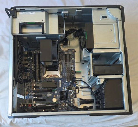 מחשב נייח חזק Workstation