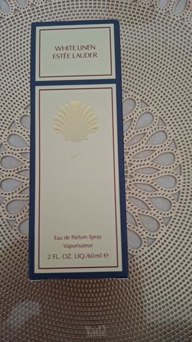White Linen של Estée Lauder