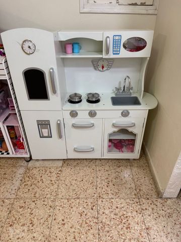מטבח מעץ לילדים