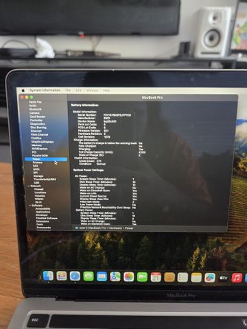 MacBook Pro i7 32GB גמיש