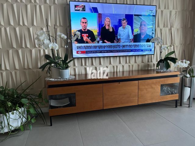 מזנון עם תאורה