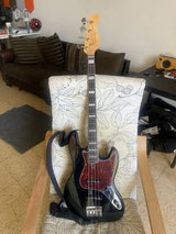 בס Sire Marcus Miller V7