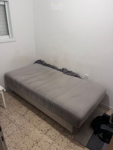מיטת יחיד