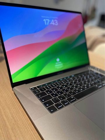 MacBook Pro 2019