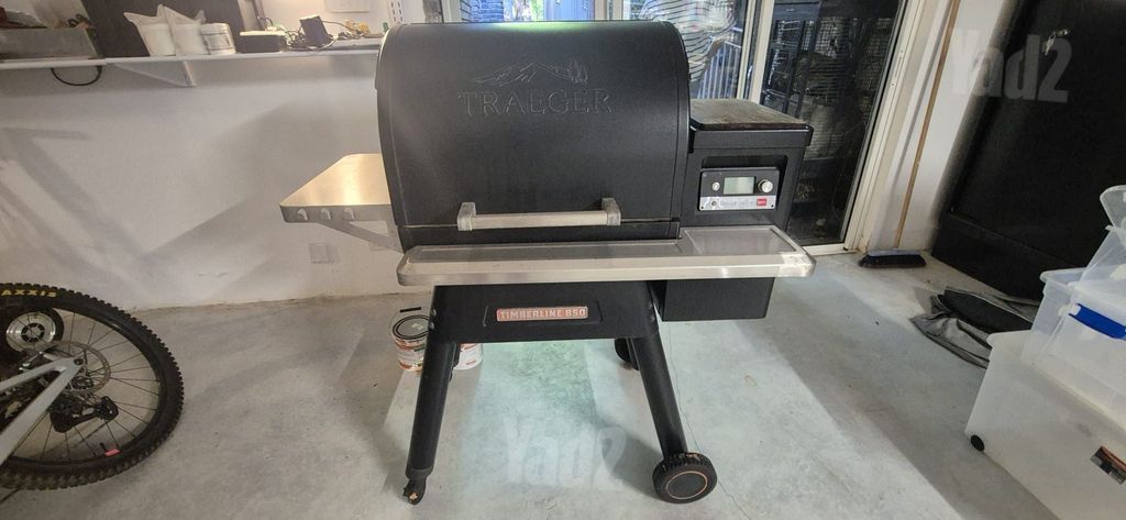 מעשנת Traeger Timberline 850