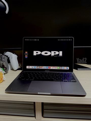 למכירה – MacBook Pro 13” 2020