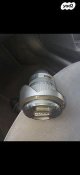 עדשת nikon