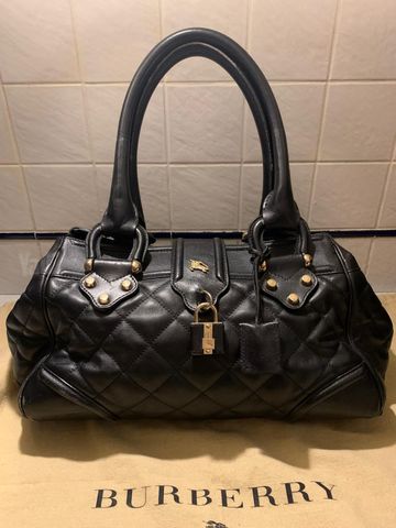 תיק יד Burberry Manor