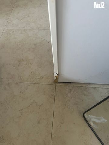 ארון לבן