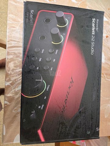 Focusrite Scarlett 2i2