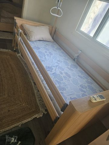 מיטה טיפולית