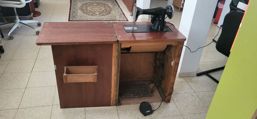 מכונת תפירה