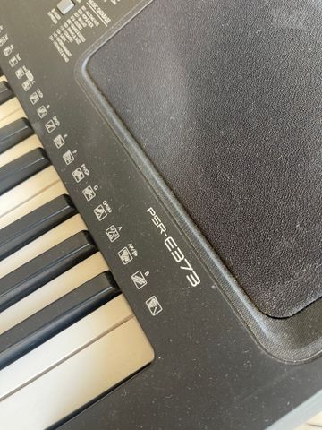 Yamaha PSR-E373 אורגן