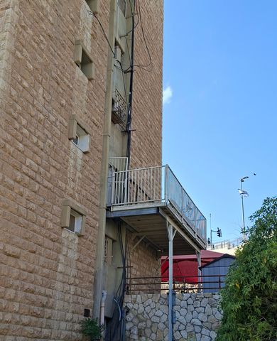 מרפסת מתקפלת