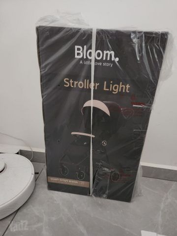 טיולון בלום