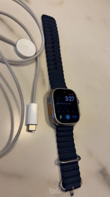 Apple Watch Ultra 2 ומטען