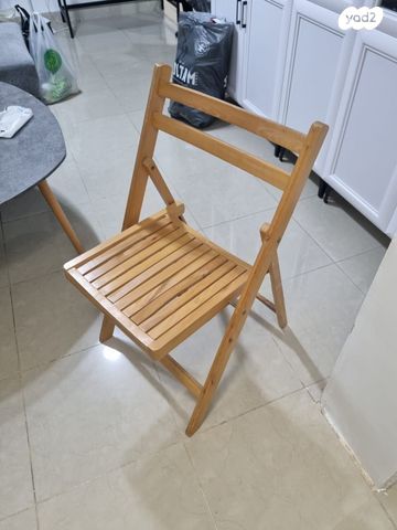 כסאות
