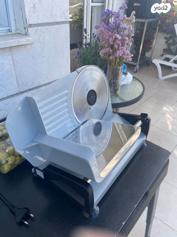 פורס לחם חשמלי