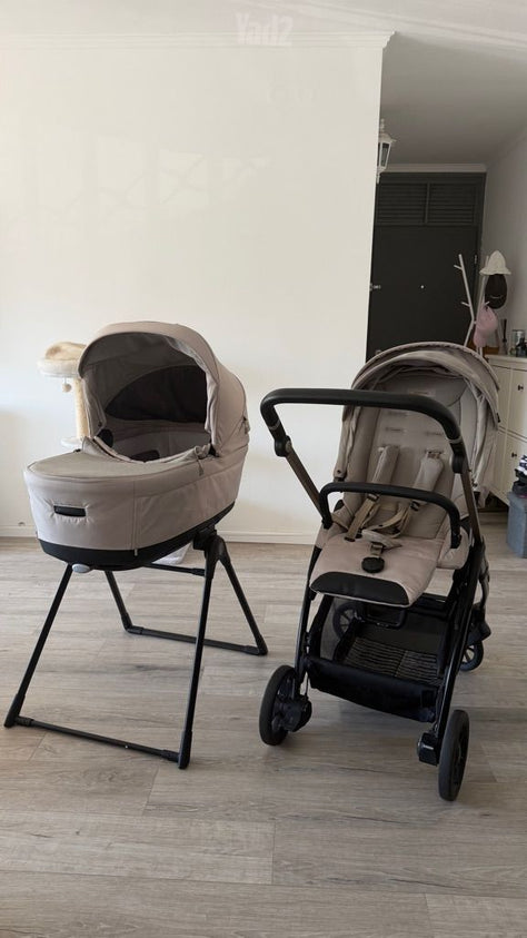 מוכרים עגלת Inglesina Electa