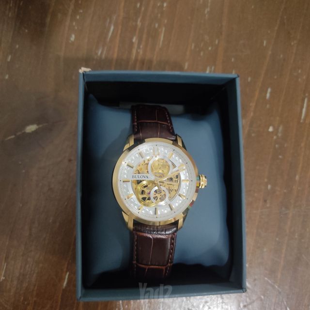 שעון מותג Bulova