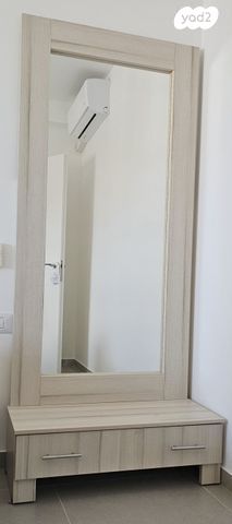 שידת מגירה + מראה