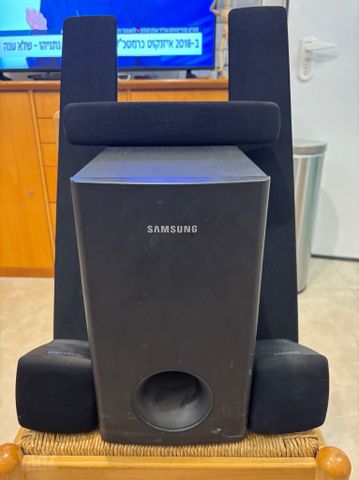 מע רמקולים Samsung surround