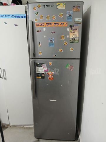 מקרר דגם sharp