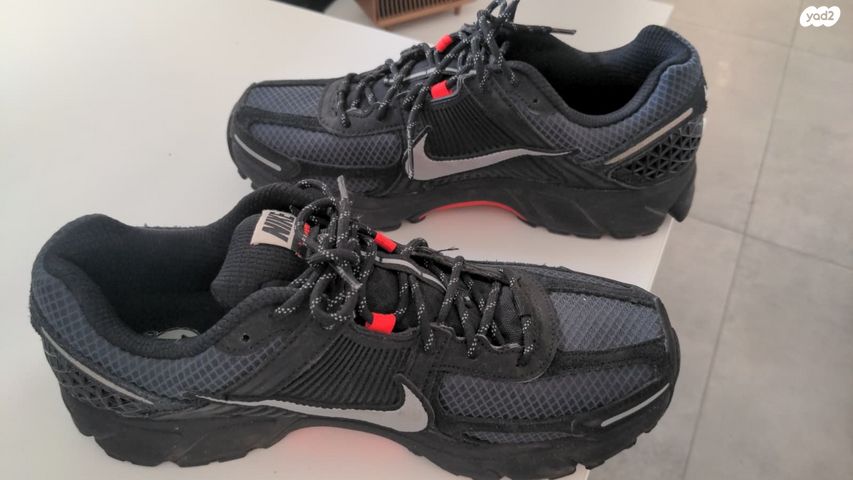 Nike Zoom Vomero 5