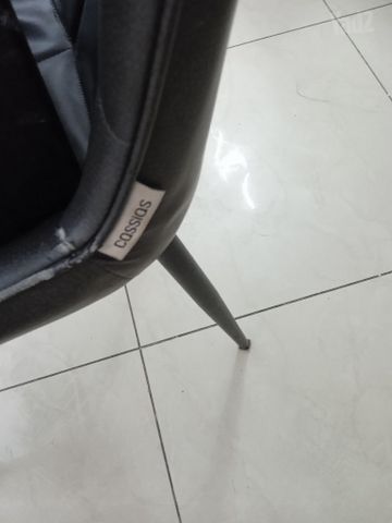 כסאות
