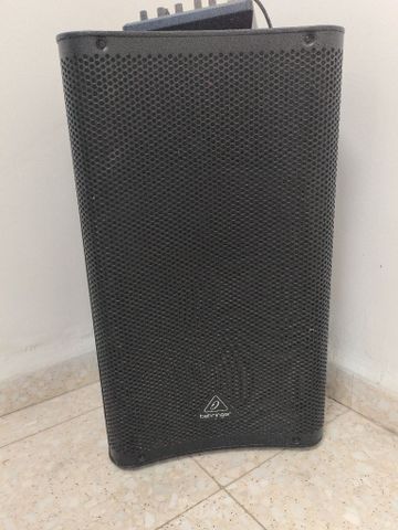 בוקסה הגברה Behringer