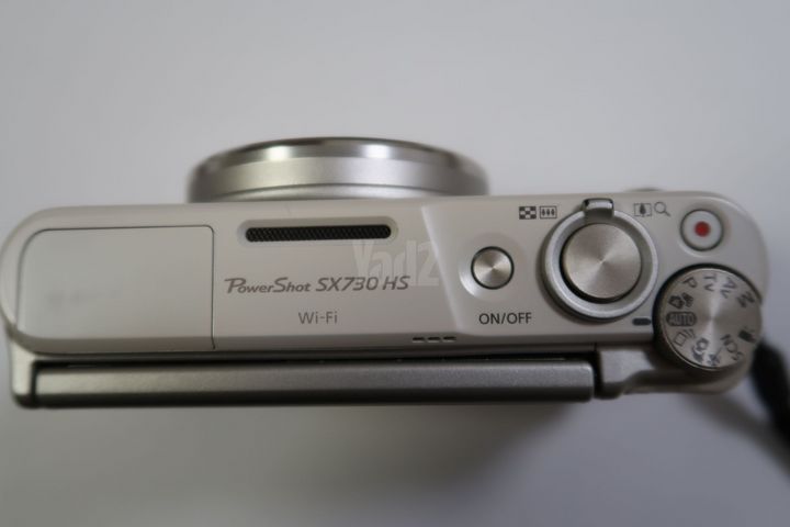 מצלמה קנון SX730