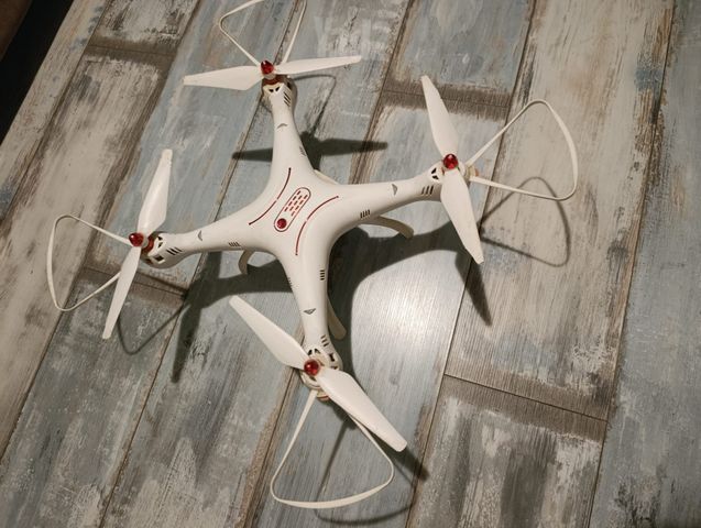 רחפן Syma X8SW-D