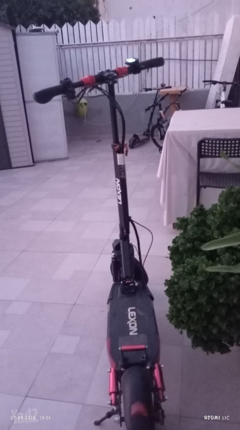 קורקינט דגם LEXON